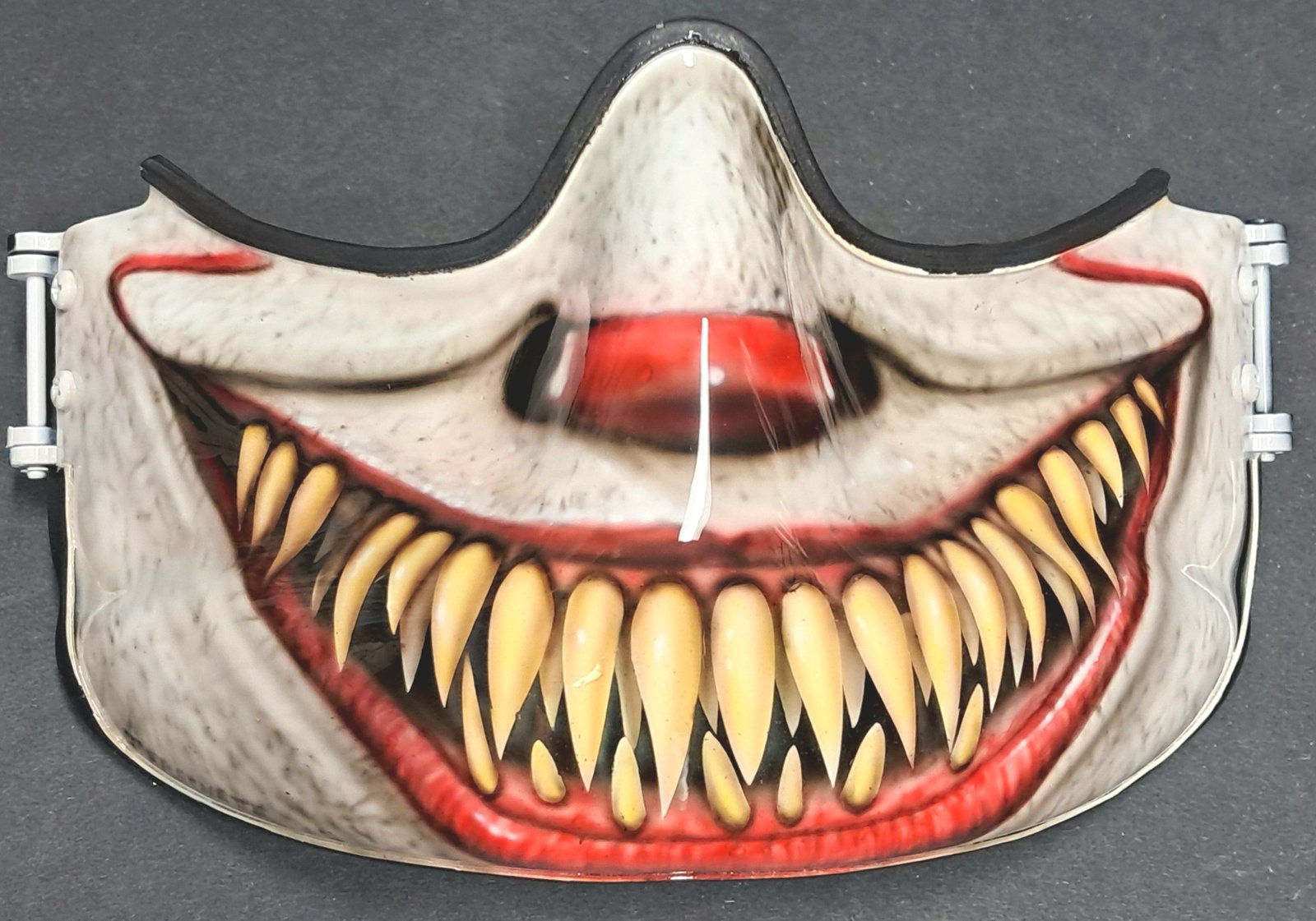 Military Pennywise horror clown mask.